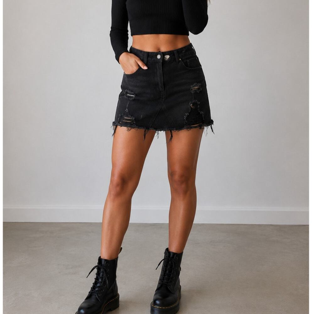IVIVI 🌿Black Distressed Denim Mini Skirt Women’s Size Small Raw Hem Grunge